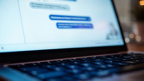 Accede a ChatGPT en español: sin costo ni registro requerido